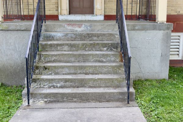 Cost of Staircase Concrete Repair in Ooltewah