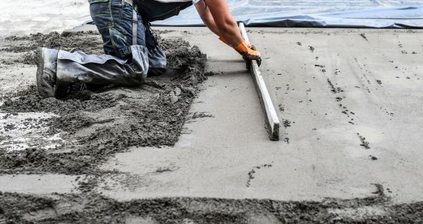 Cost of Cracked Driveway Repair in Ooltewah