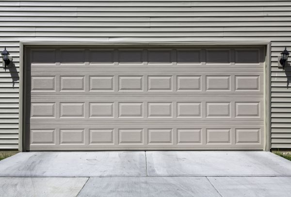 Cost of Garage Entrance Repair in Ooltewah