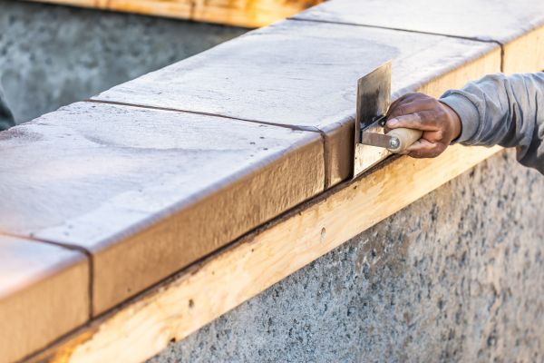 Cost of Concrete Coping Repair in Ooltewah